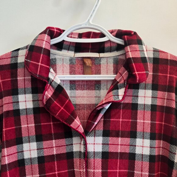 Denver Hayes Red Plaid Button-Up Pajama Set - Picture 4 of 8